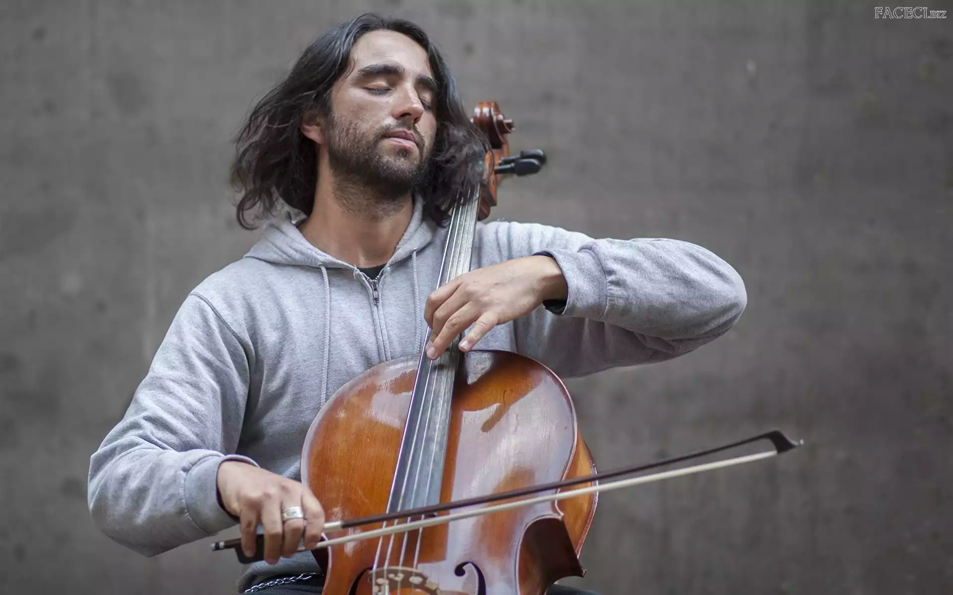 Wiolonczela, Mężczyzna, Instrument